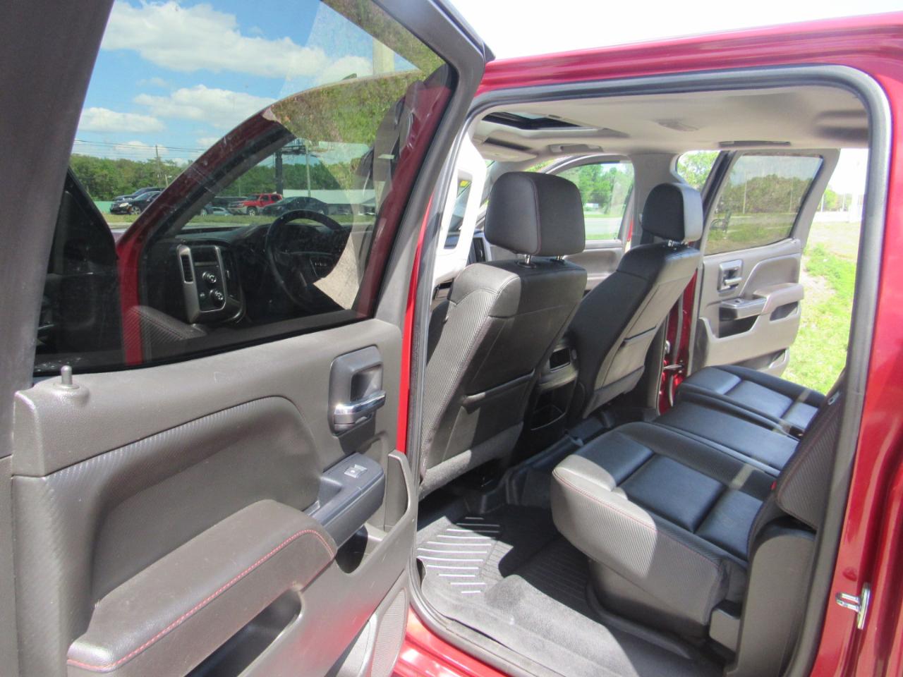 GMC Sierra 1500 4WD Crew Cab 143.5" SLT 2018