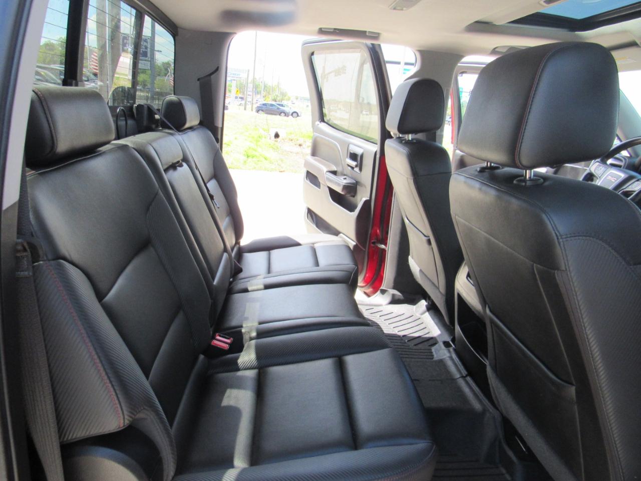 GMC Sierra 1500 4WD Crew Cab 143.5" SLT 2018