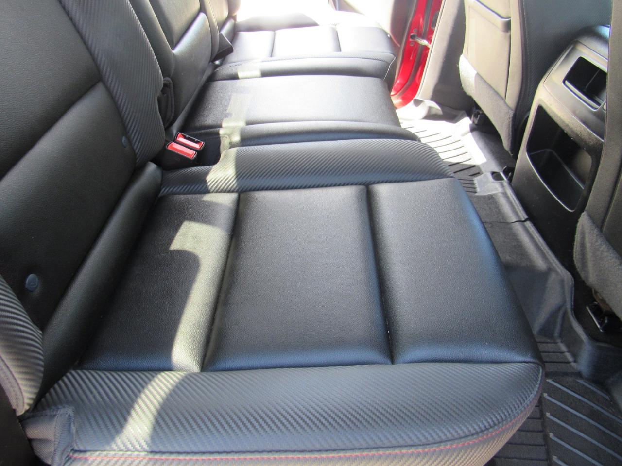 GMC Sierra 1500 4WD Crew Cab 143.5" SLT 2018