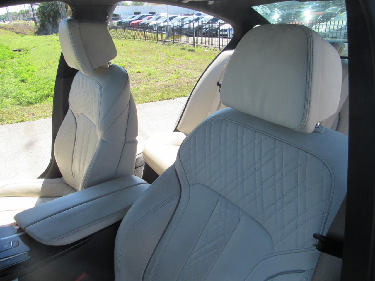 BMW 5 Series 540i Sedan 2019