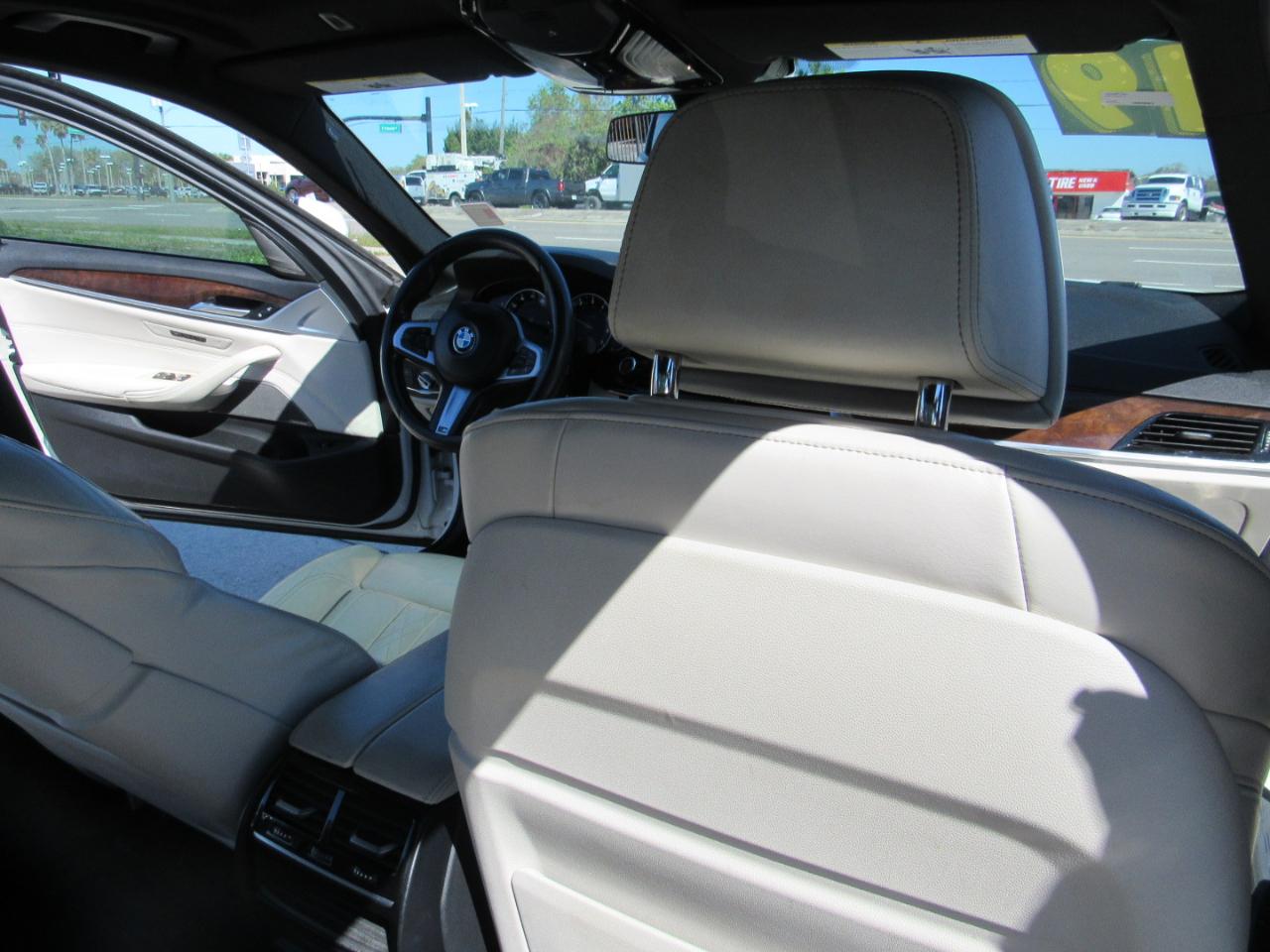 BMW 5 Series 540i Sedan 2019