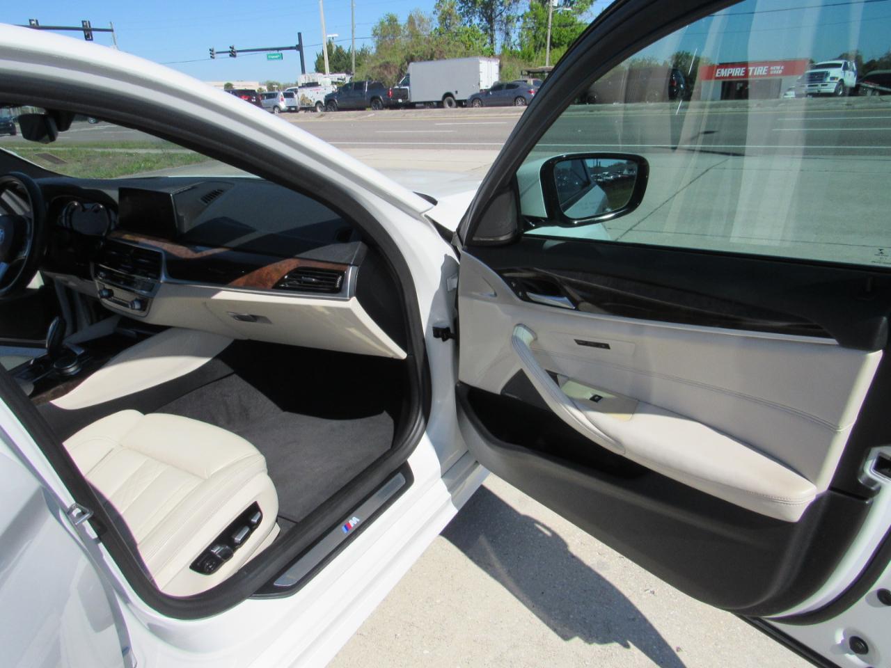 BMW 5 Series 540i Sedan 2019