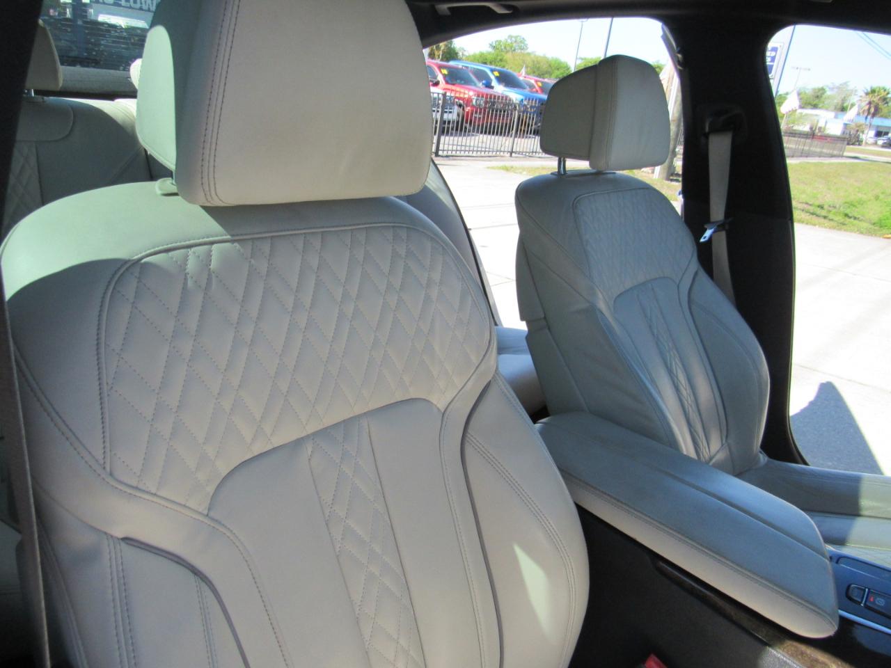 BMW 5 Series 540i Sedan 2019