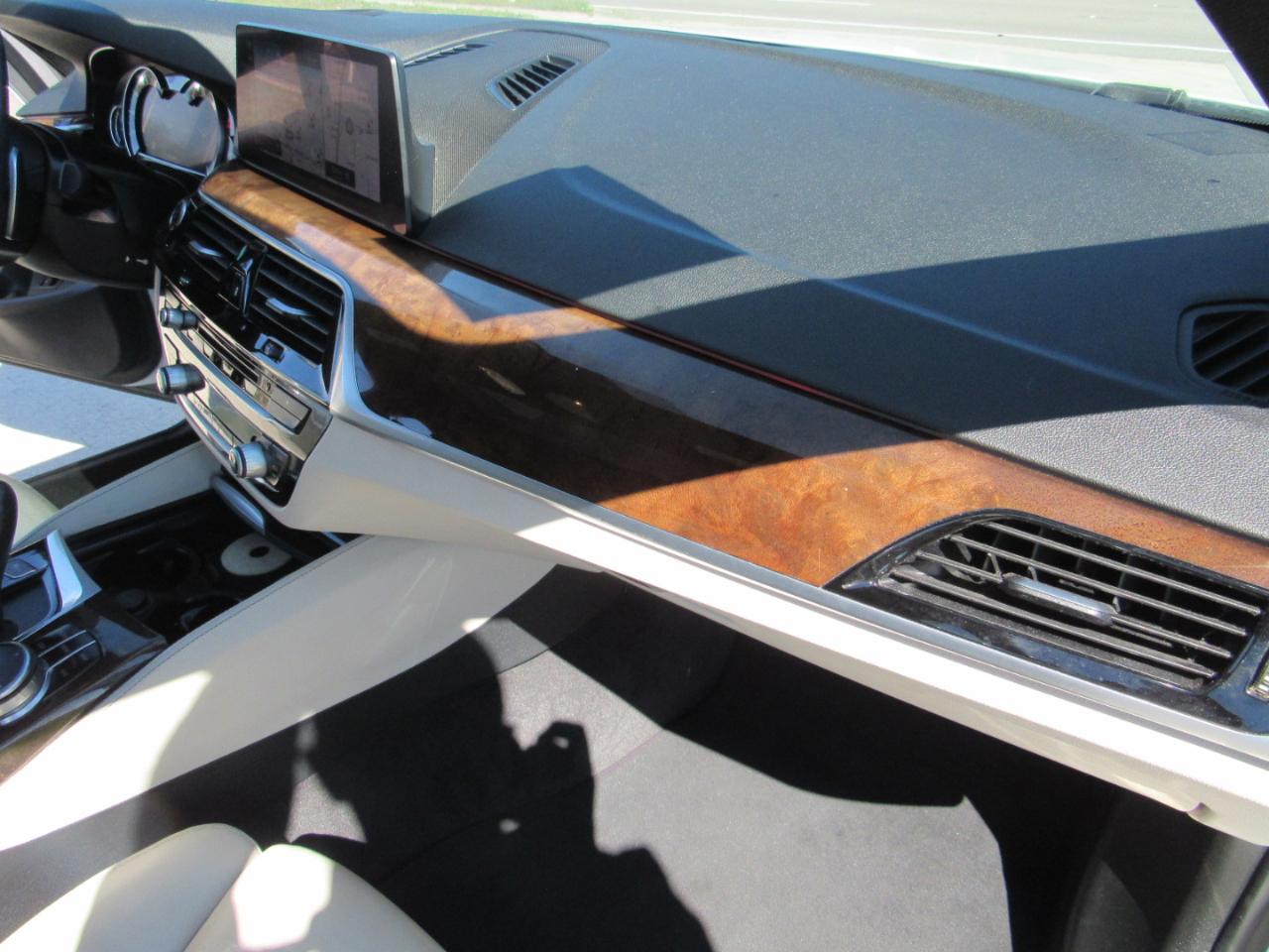 BMW 5 Series 540i Sedan 2019