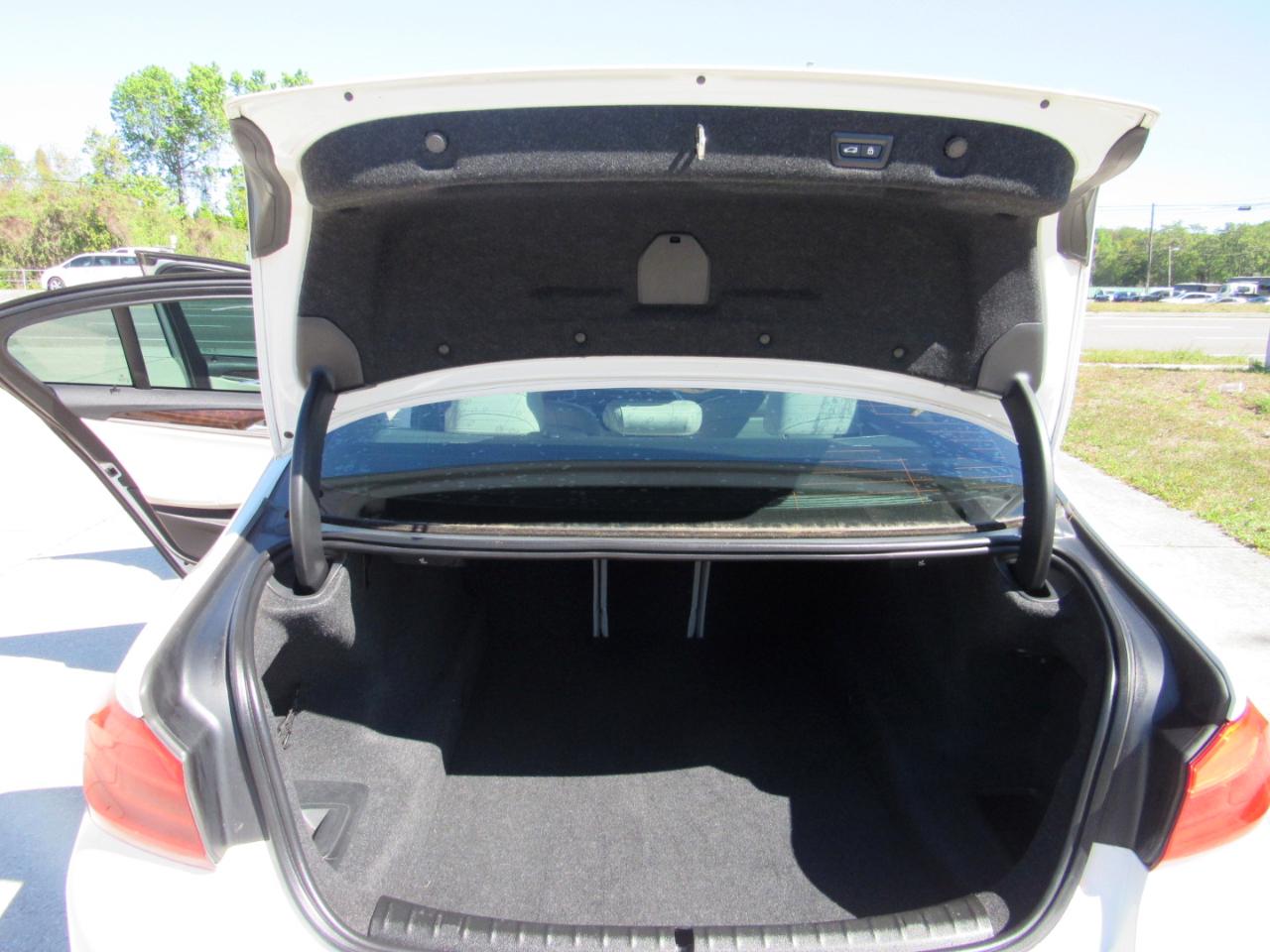 BMW 5 Series 540i Sedan 2019