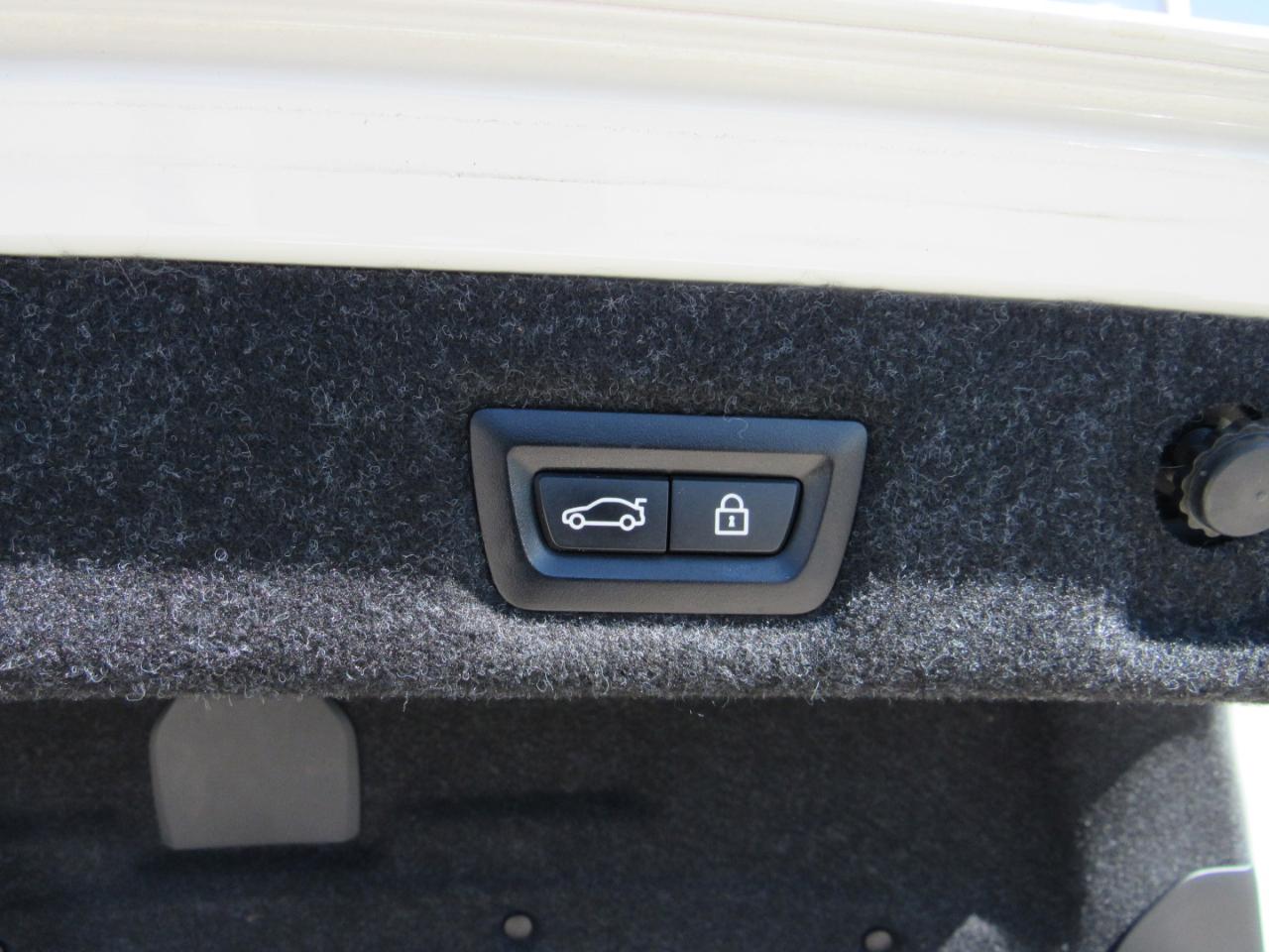 BMW 5 Series 540i Sedan 2019