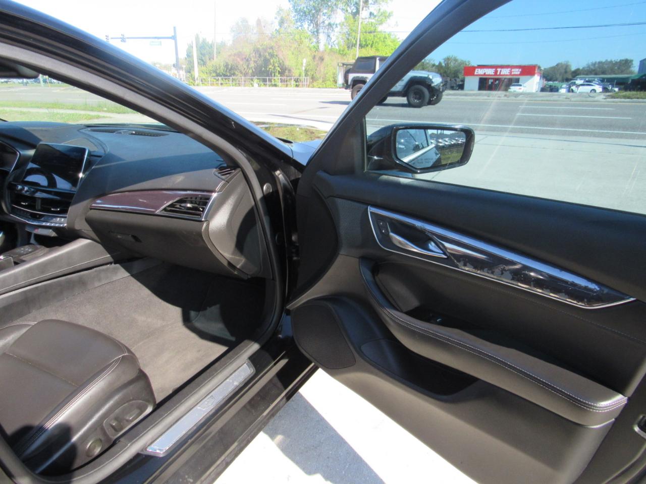 Cadillac CT5 4dr Sdn Luxury 2020