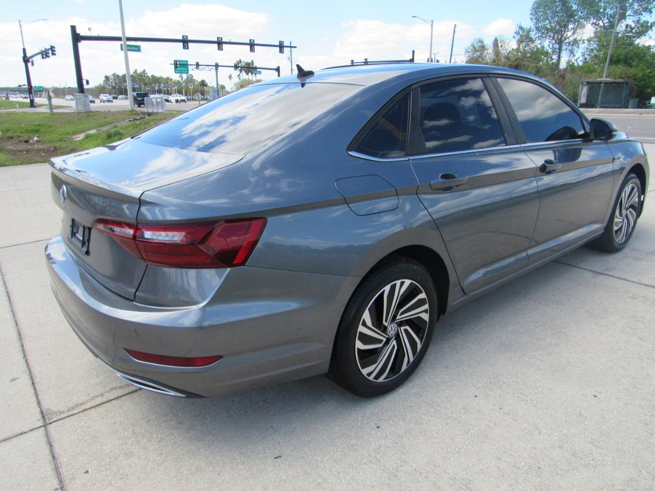 Volkswagen Jetta SEL Premium Auto w/ULEV 2020