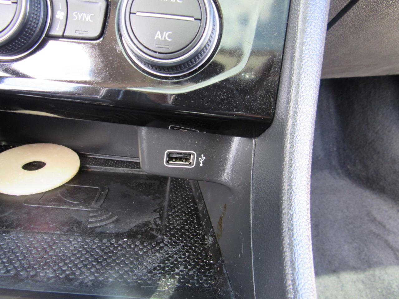 Volkswagen Jetta SEL Premium Auto w/ULEV 2020