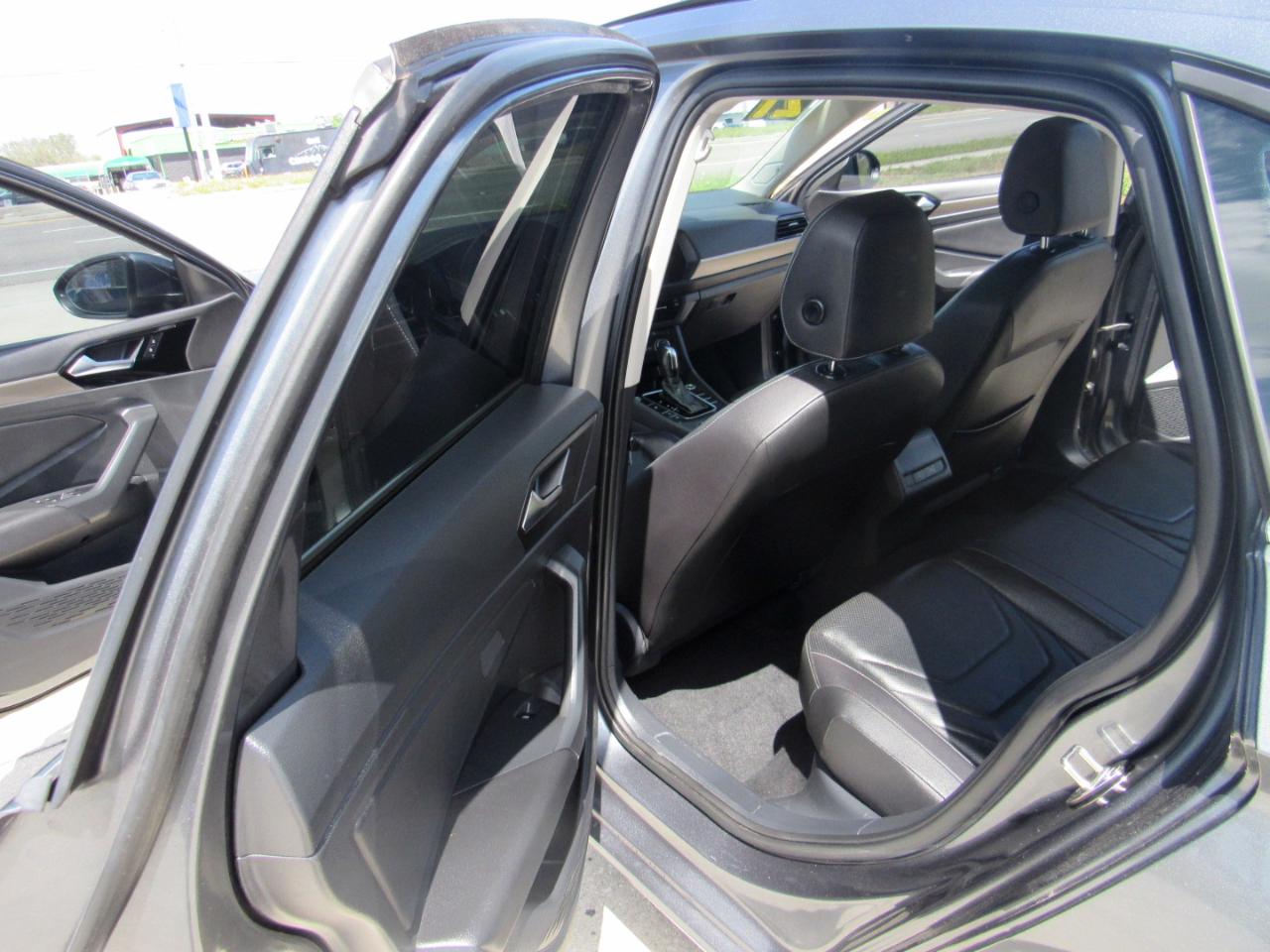 Volkswagen Jetta SEL Premium Auto w/ULEV 2020