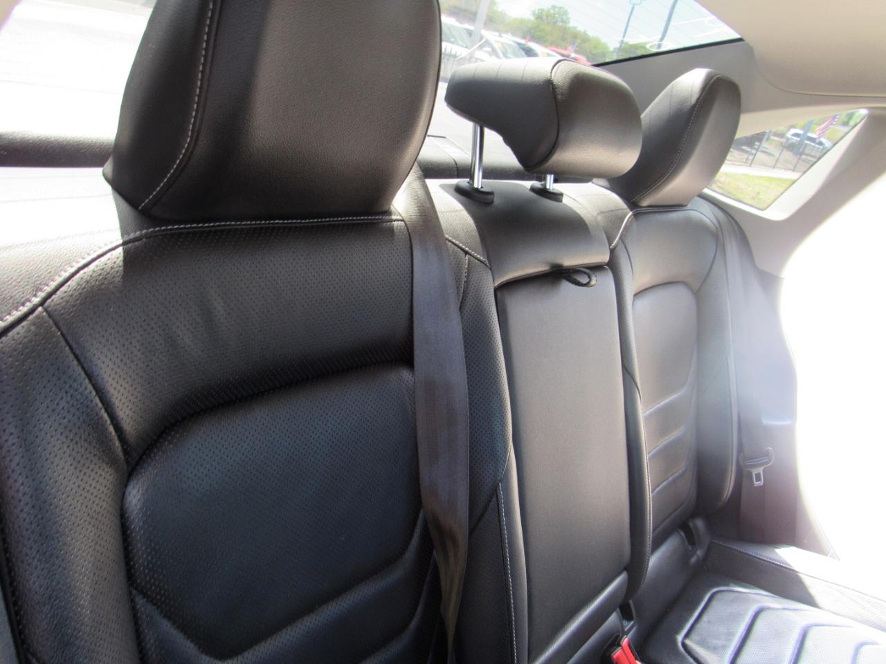 Volkswagen Jetta SEL Premium Auto w/ULEV 2020