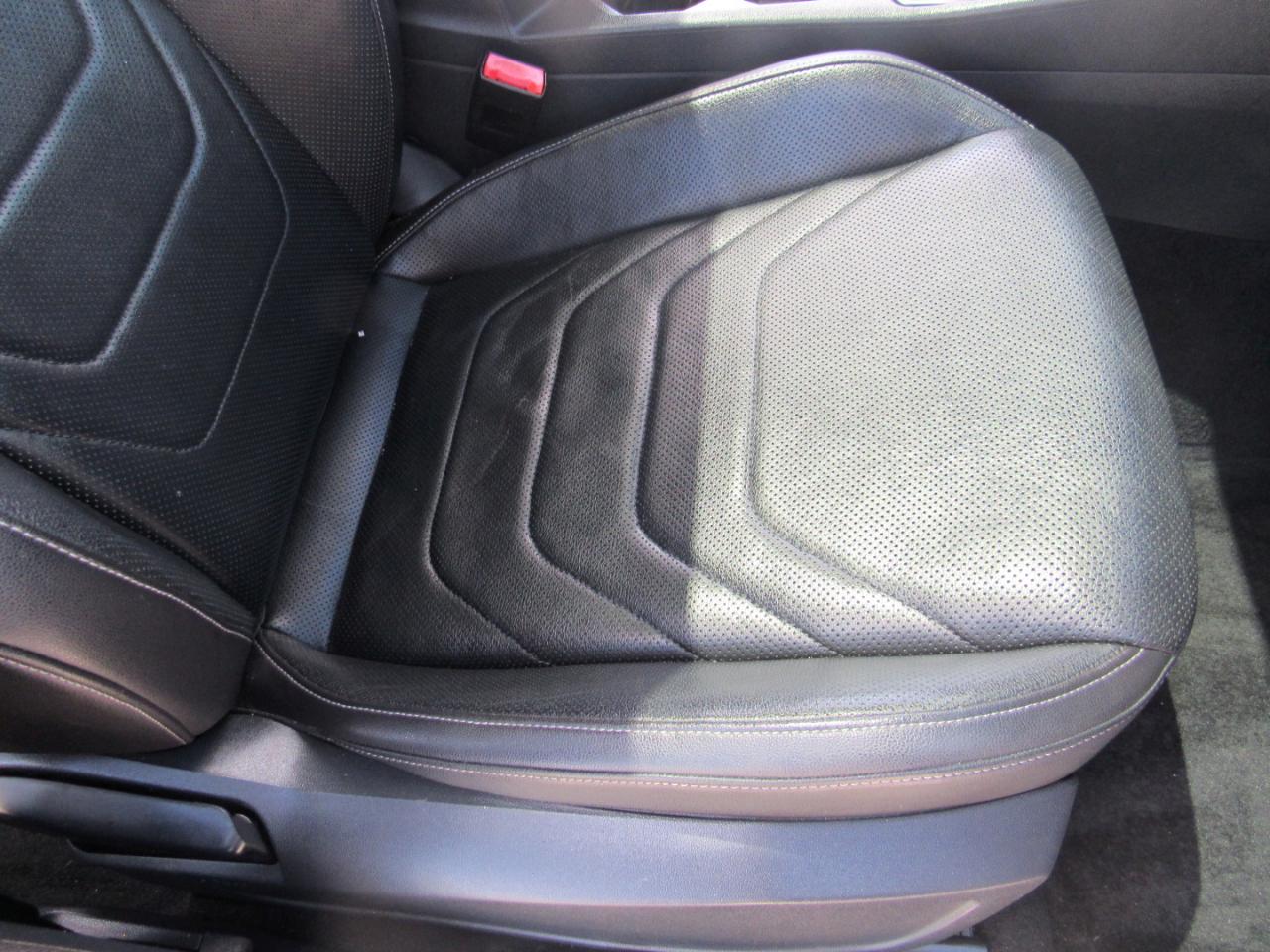 Volkswagen Jetta SEL Premium Auto w/ULEV 2020