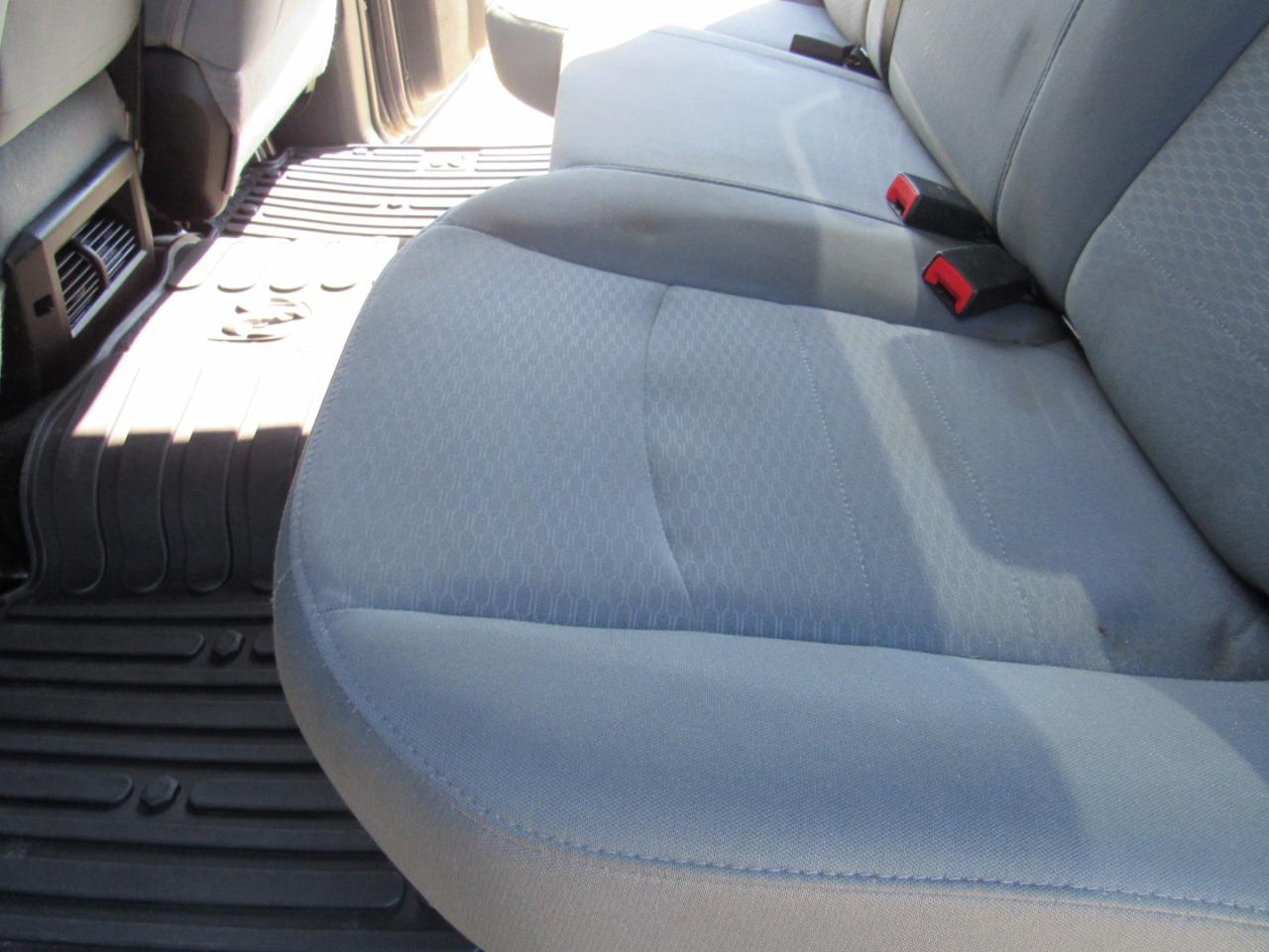 RAM 1500 Express 4x2 Crew Cab 5'7" Box 2018