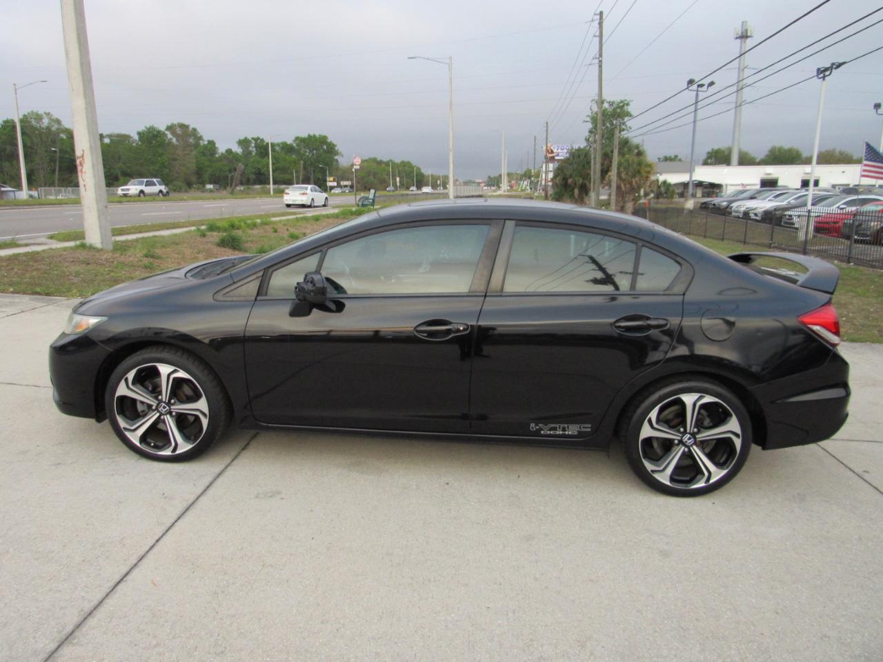 Honda Civic Sedan 4dr Man Si 2014