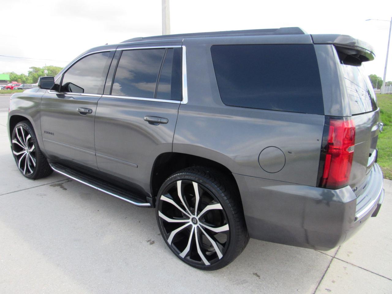 Chevrolet Tahoe 4WD 4dr Premier 2017