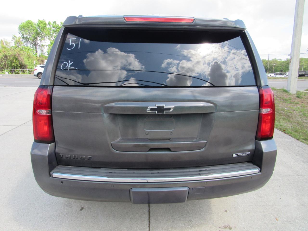 Chevrolet Tahoe 4WD 4dr Premier 2017