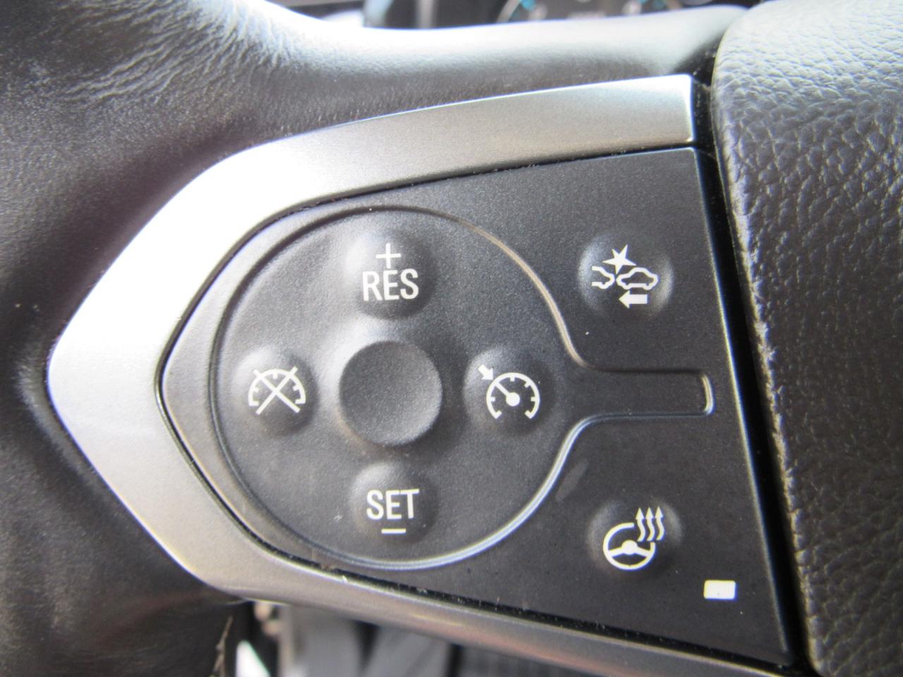 Chevrolet Tahoe 4WD 4dr Premier 2017