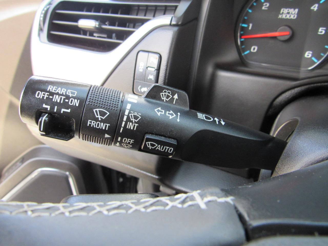 Chevrolet Tahoe 4WD 4dr Premier 2017