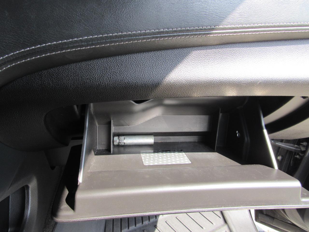 Chevrolet Tahoe 4WD 4dr Premier 2017