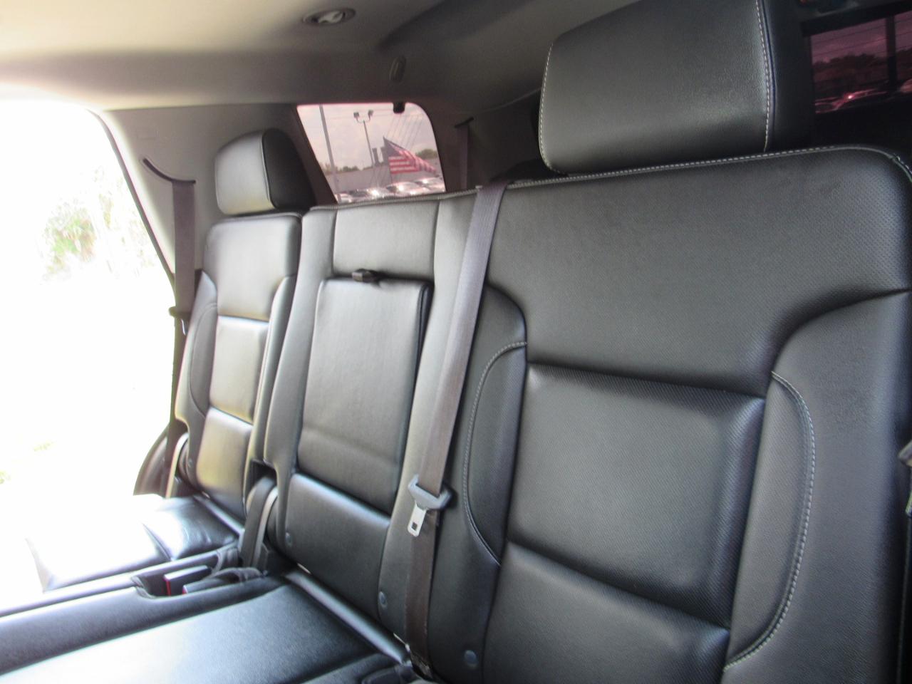 Chevrolet Tahoe 4WD 4dr Premier 2017