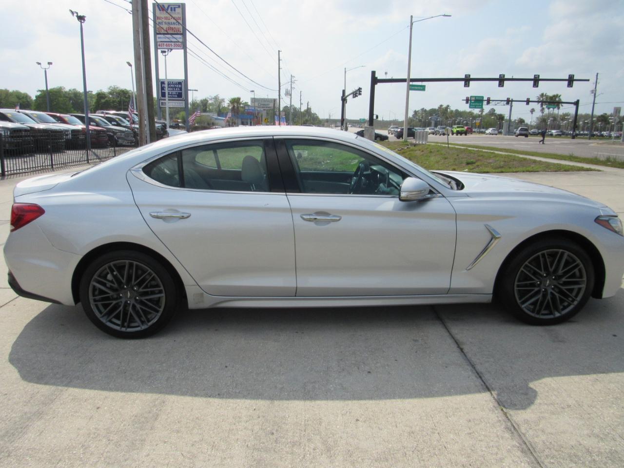 Genesis G70 2.0T Advanced RWD 2019