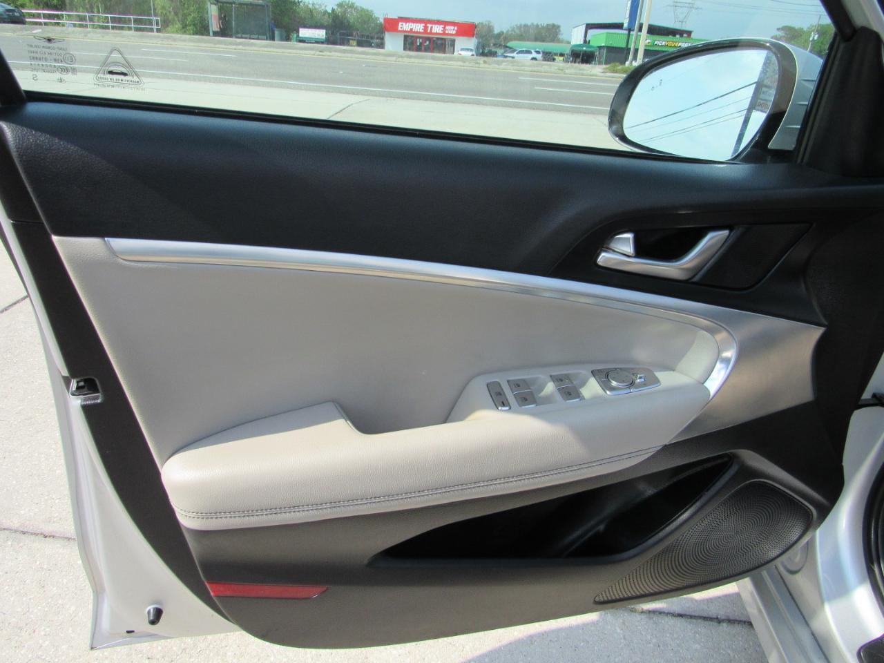 Genesis G70 2.0T Advanced RWD 2019