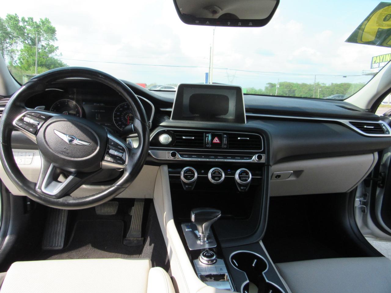 Genesis G70 2.0T Advanced RWD 2019