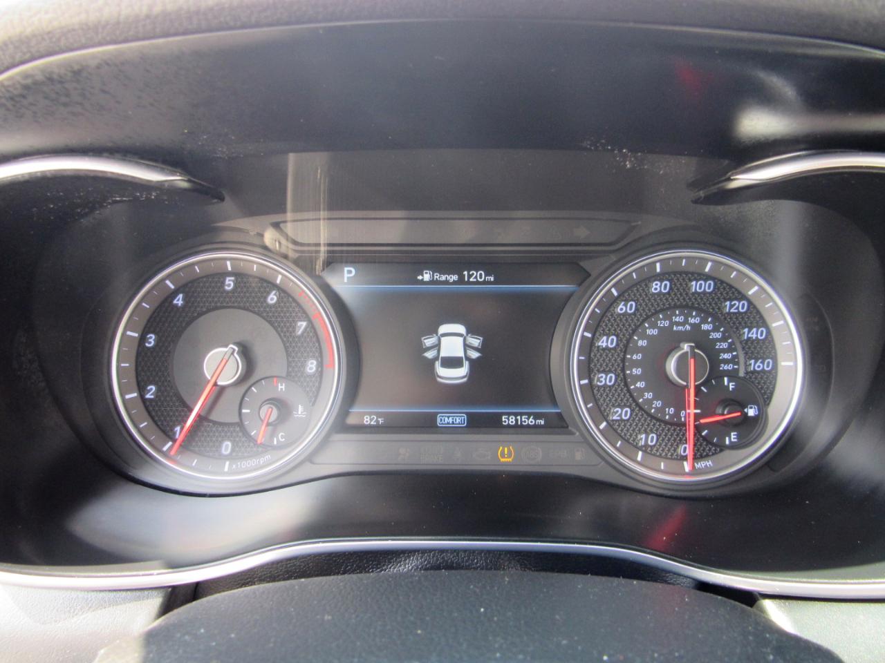 Genesis G70 2.0T Advanced RWD 2019