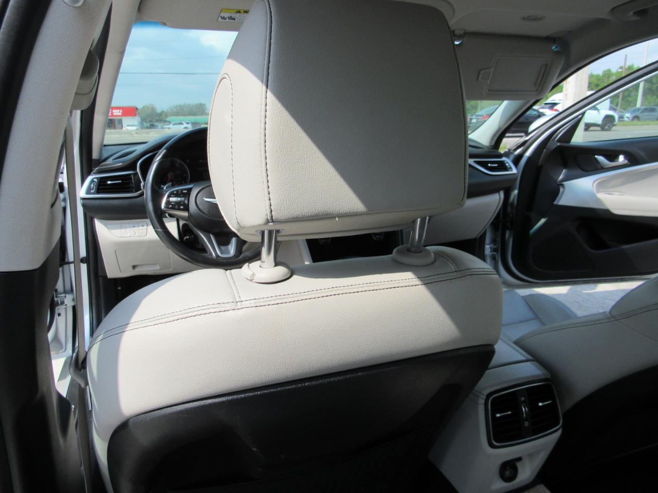 Genesis G70 2.0T Advanced RWD 2019