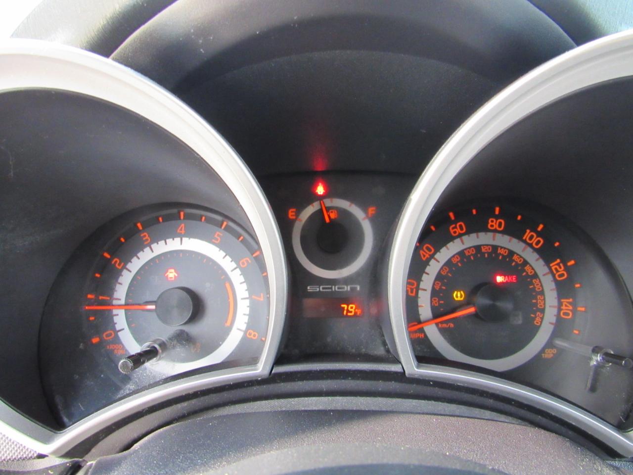 Scion tC 2dr HB Man (Natl) 2015