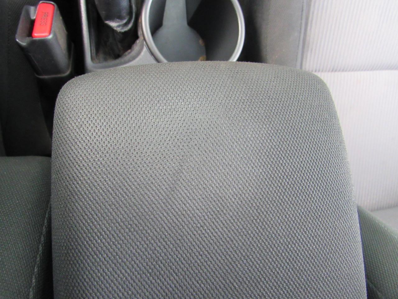 Scion tC 2dr HB Man (Natl) 2015