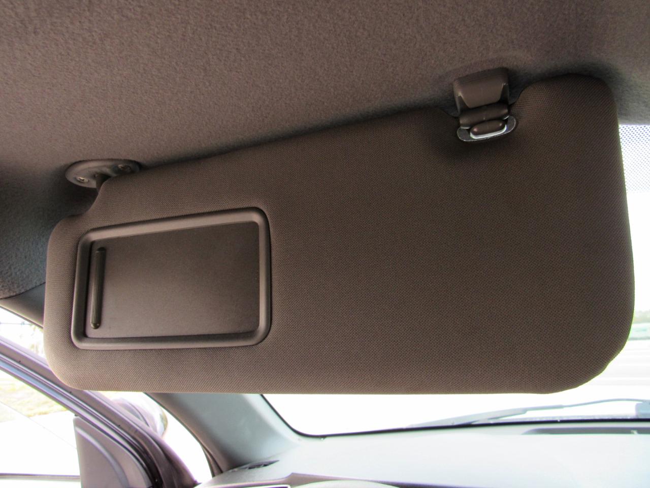 Scion tC 2dr HB Man (Natl) 2015