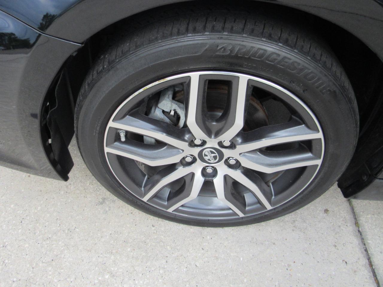 Scion tC 2dr HB Man (Natl) 2015