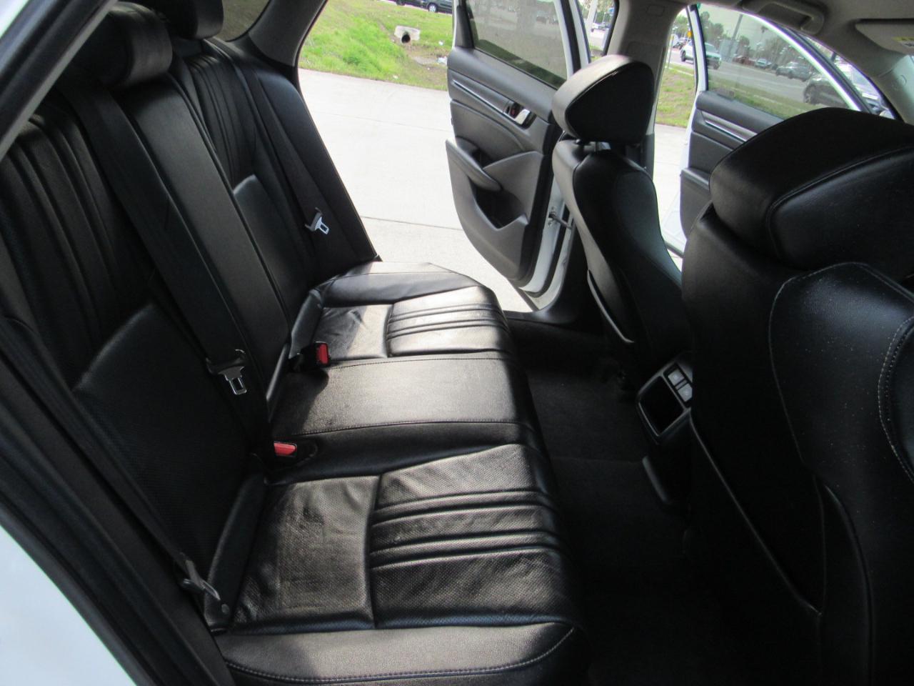 Honda Accord Sedan Sport SE 1.5T CVT 2021