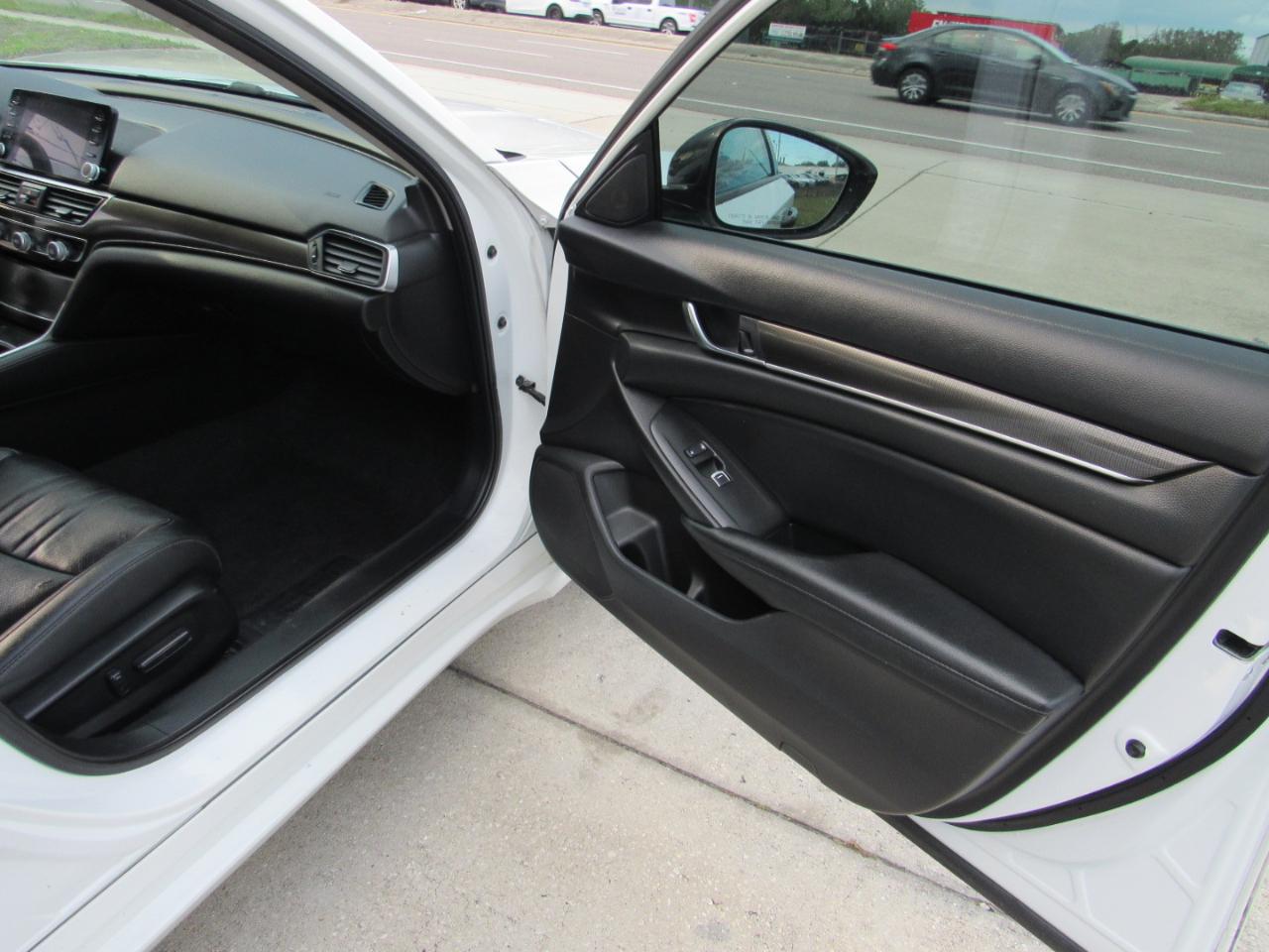 Honda Accord Sedan Sport SE 1.5T CVT 2021