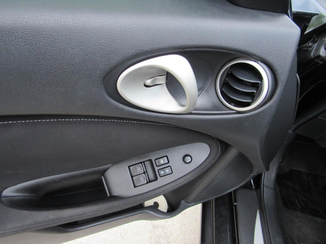 Nissan 370Z Coupe Manual 2020