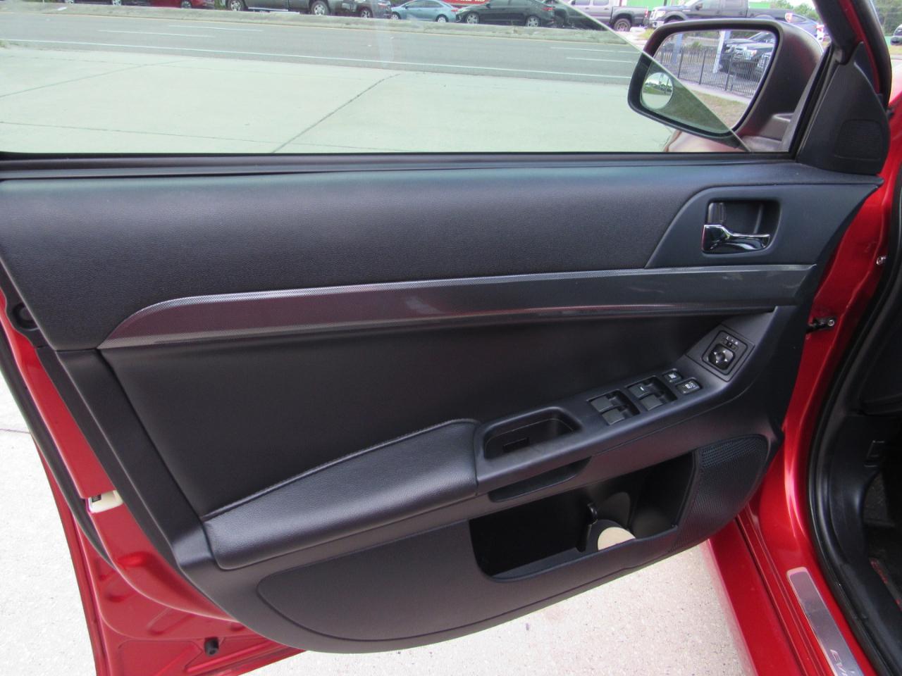 Mitsubishi Lancer 4dr Sdn Man Evolution GSR 2008