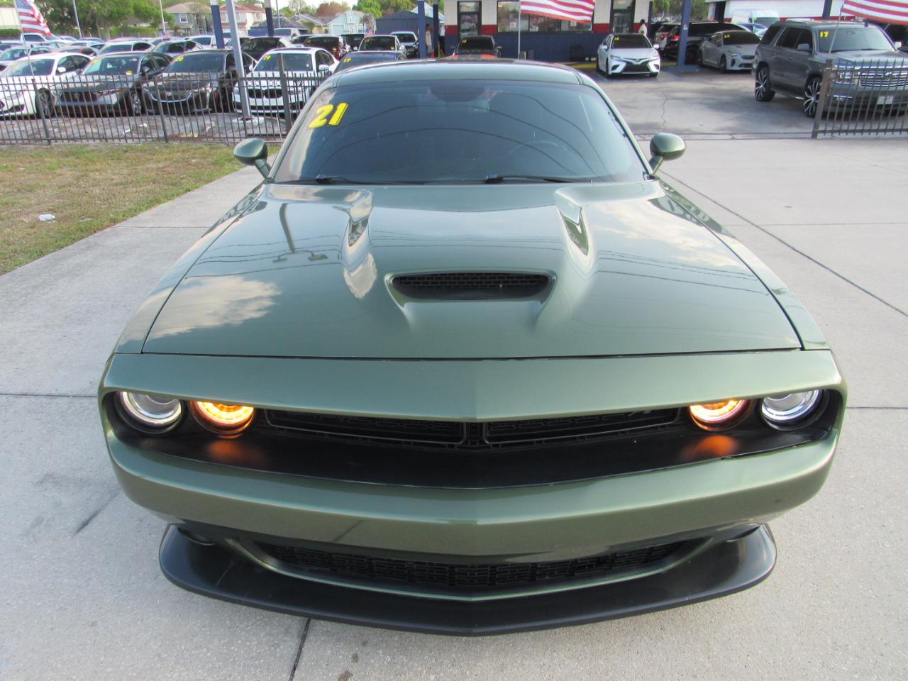 Dodge Challenger R/T RWD 2021