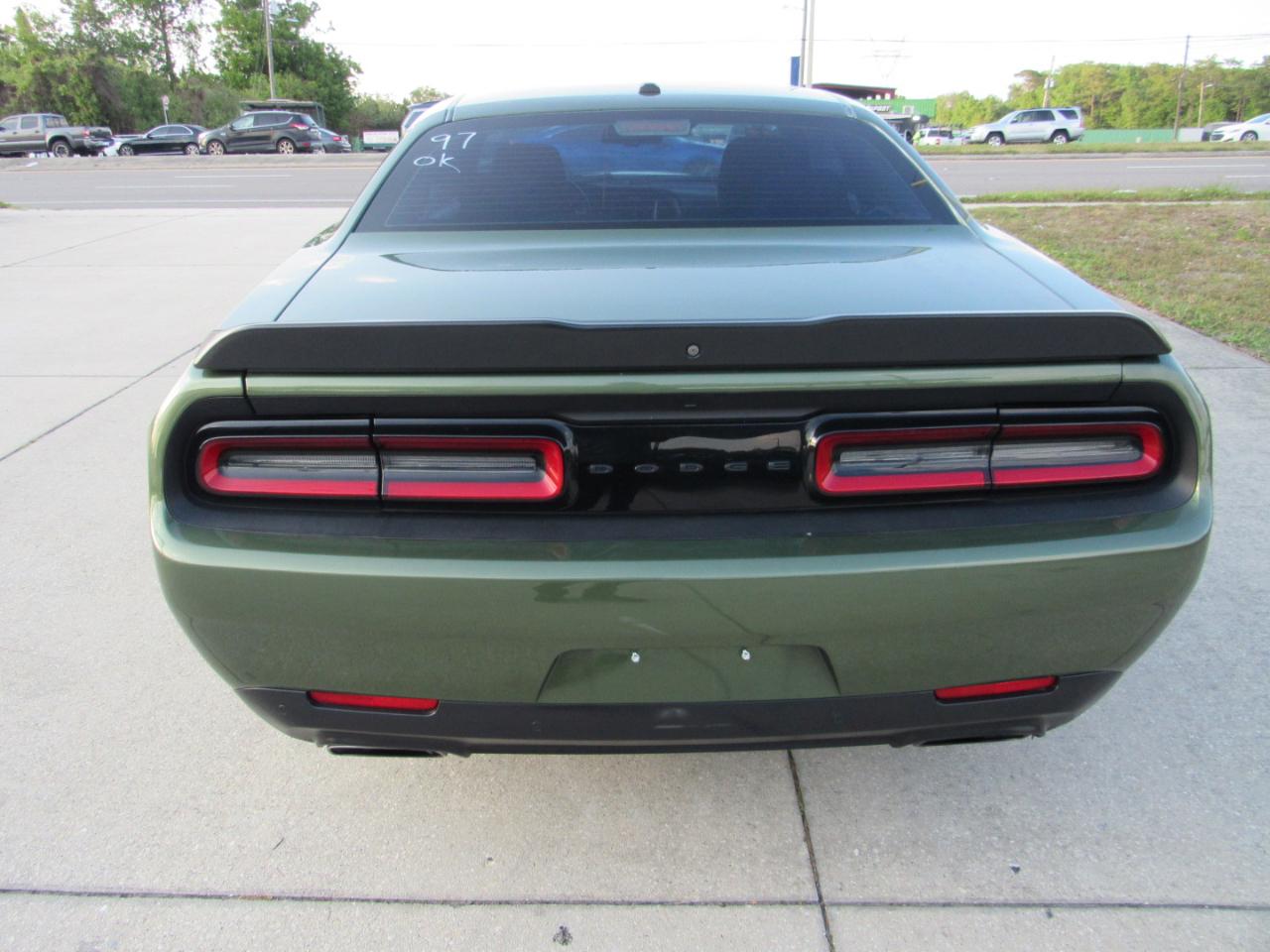 Dodge Challenger R/T RWD 2021