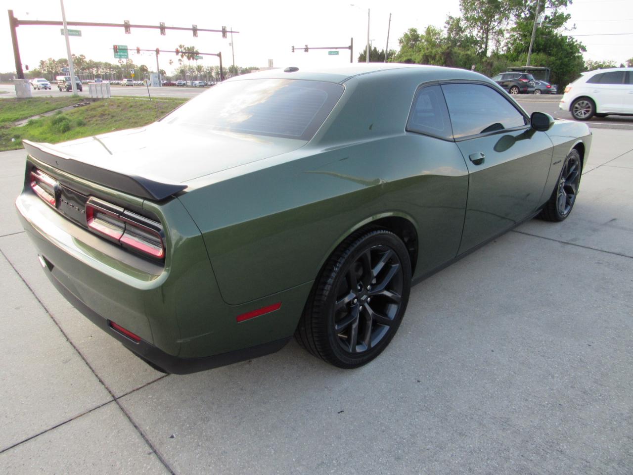 Dodge Challenger R/T RWD 2021