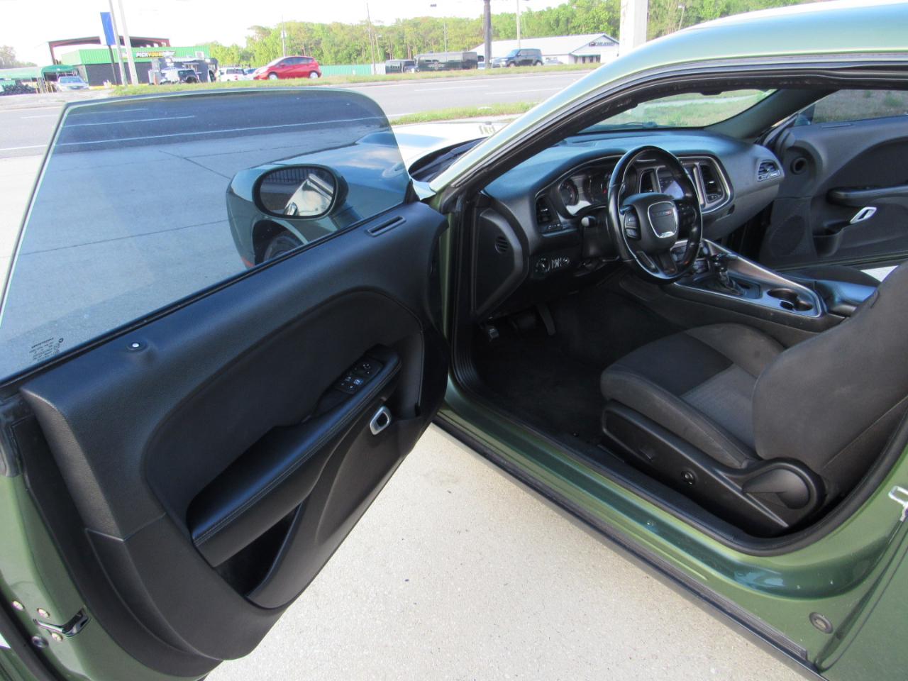 Dodge Challenger R/T RWD 2021