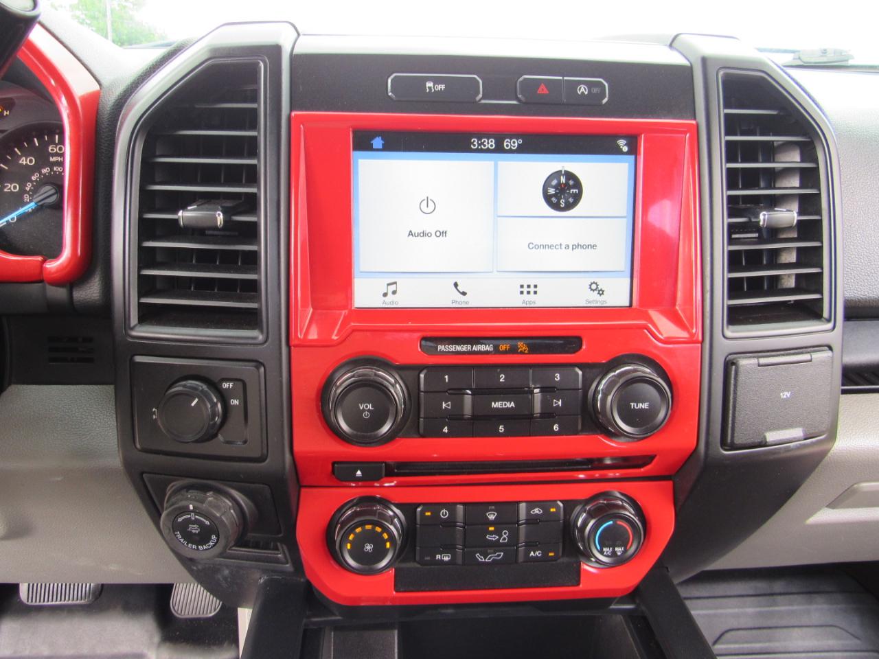 Ford F-150 XL 2WD SuperCab 8' Box 2017