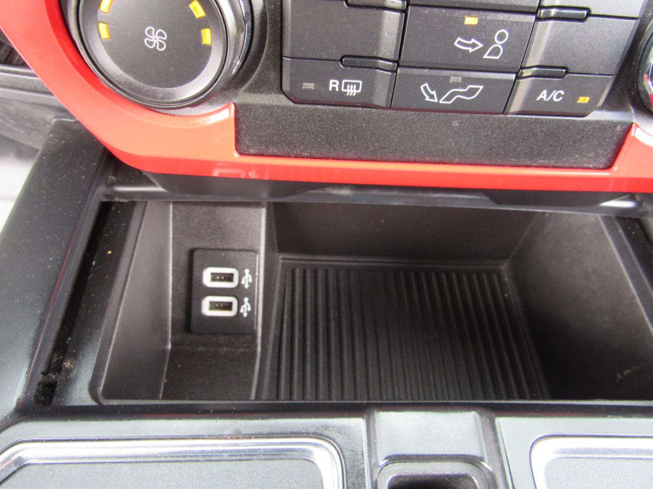 Ford F-150 XL 2WD SuperCab 8' Box 2017