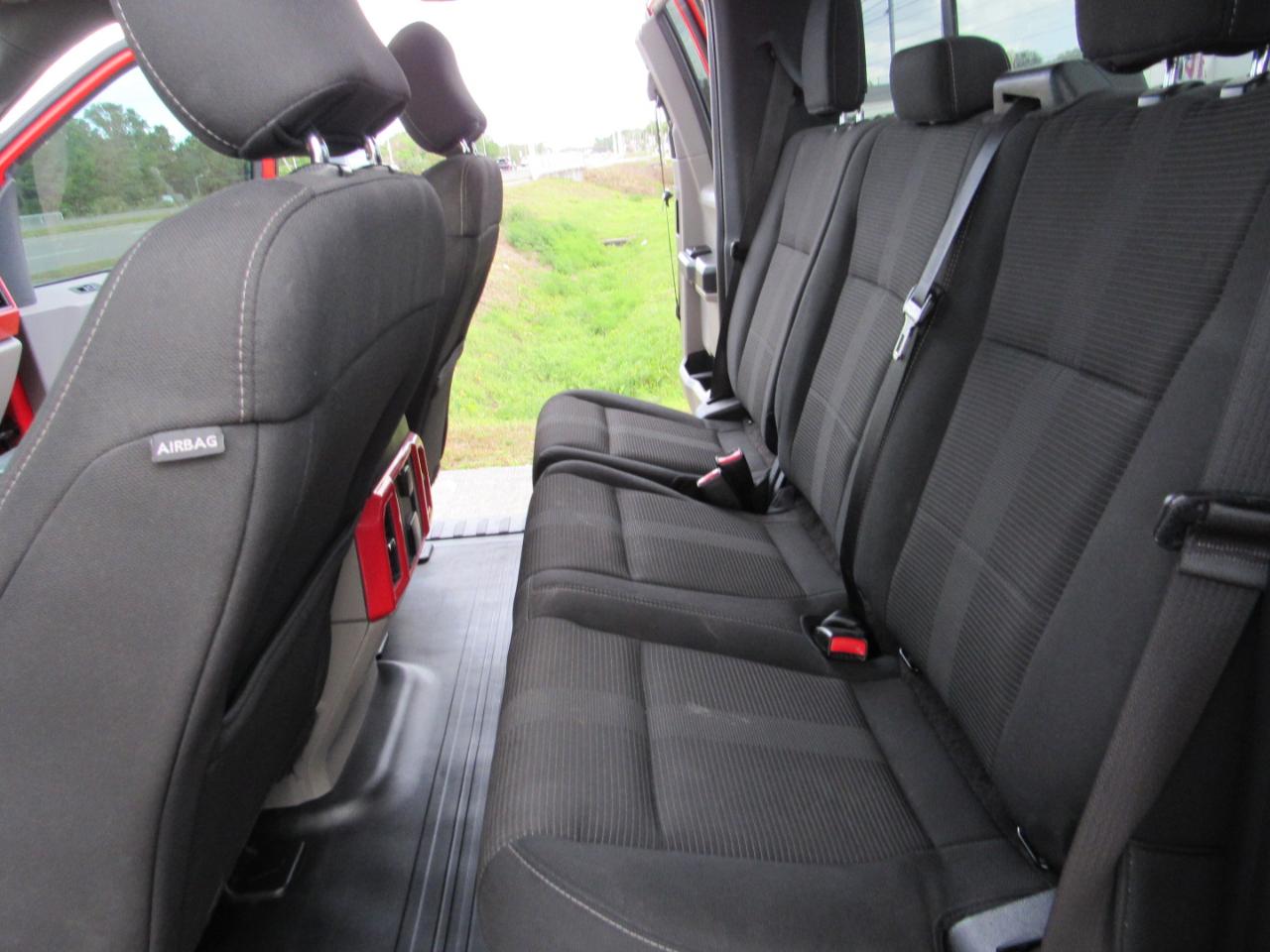 Ford F-150 XL 2WD SuperCab 8' Box 2017