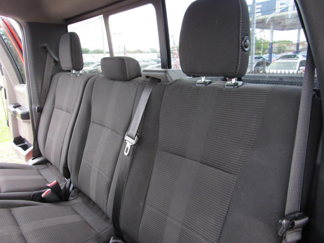 Ford F-150 XL 2WD SuperCab 8' Box 2017