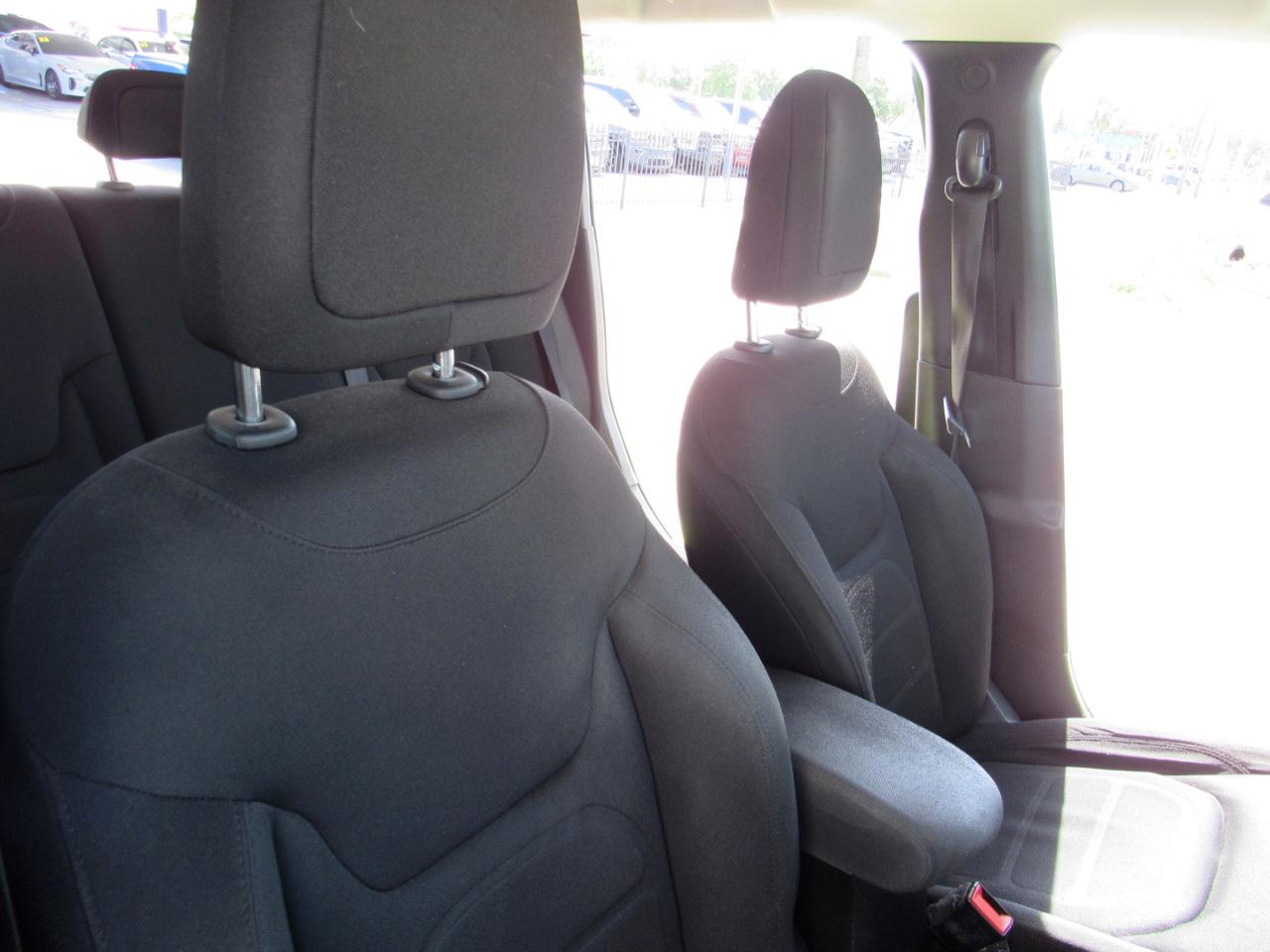 Jeep Renegade Latitude FWD 2018