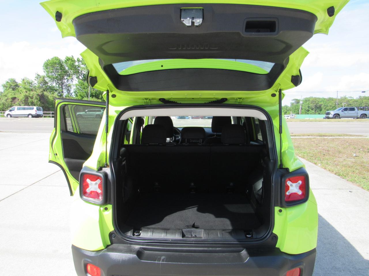 Jeep Renegade Latitude FWD 2018