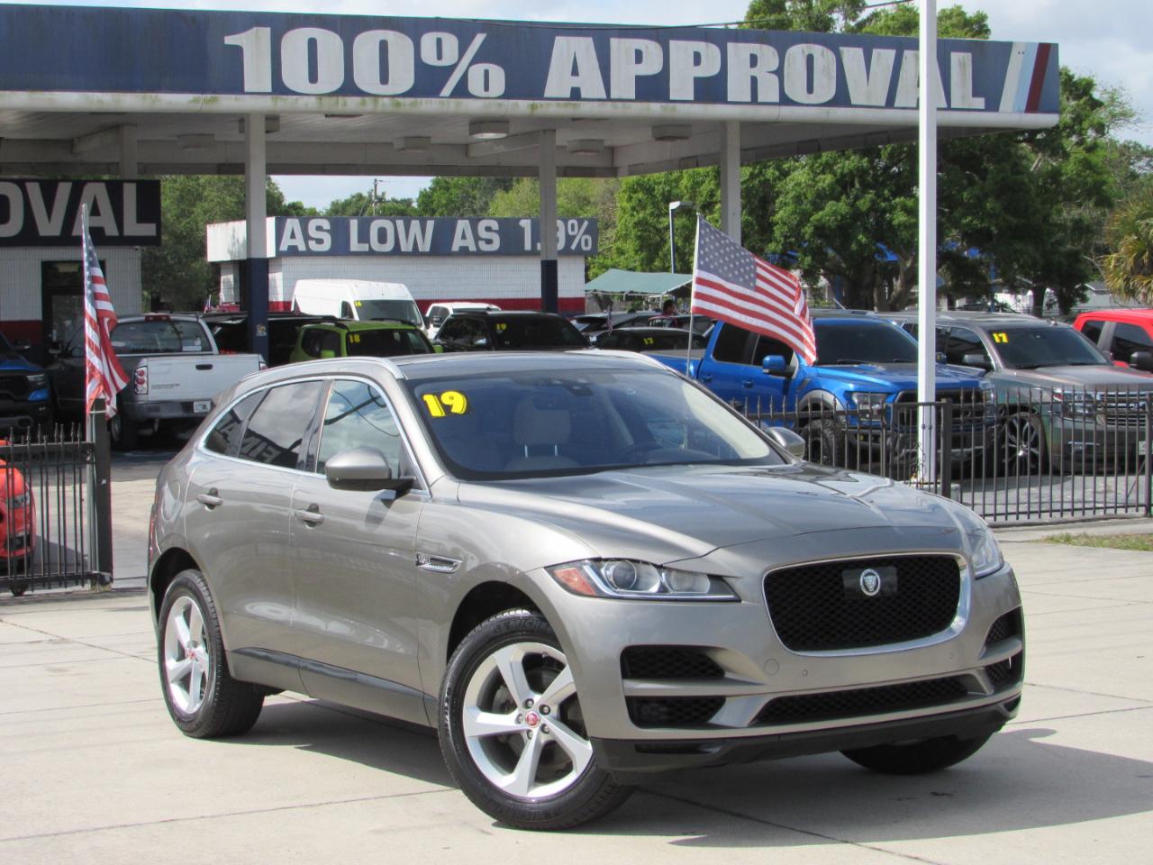Jaguar F-Pace 25t Premium AWD 2019