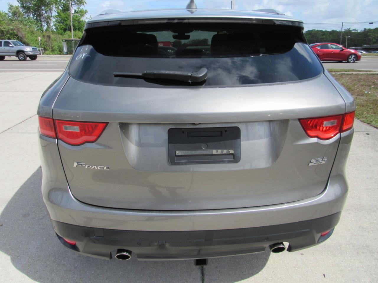 Jaguar F-Pace 25t Premium AWD 2019