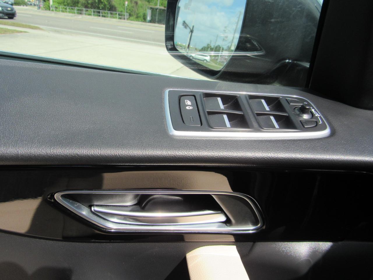 Jaguar F-Pace 25t Premium AWD 2019